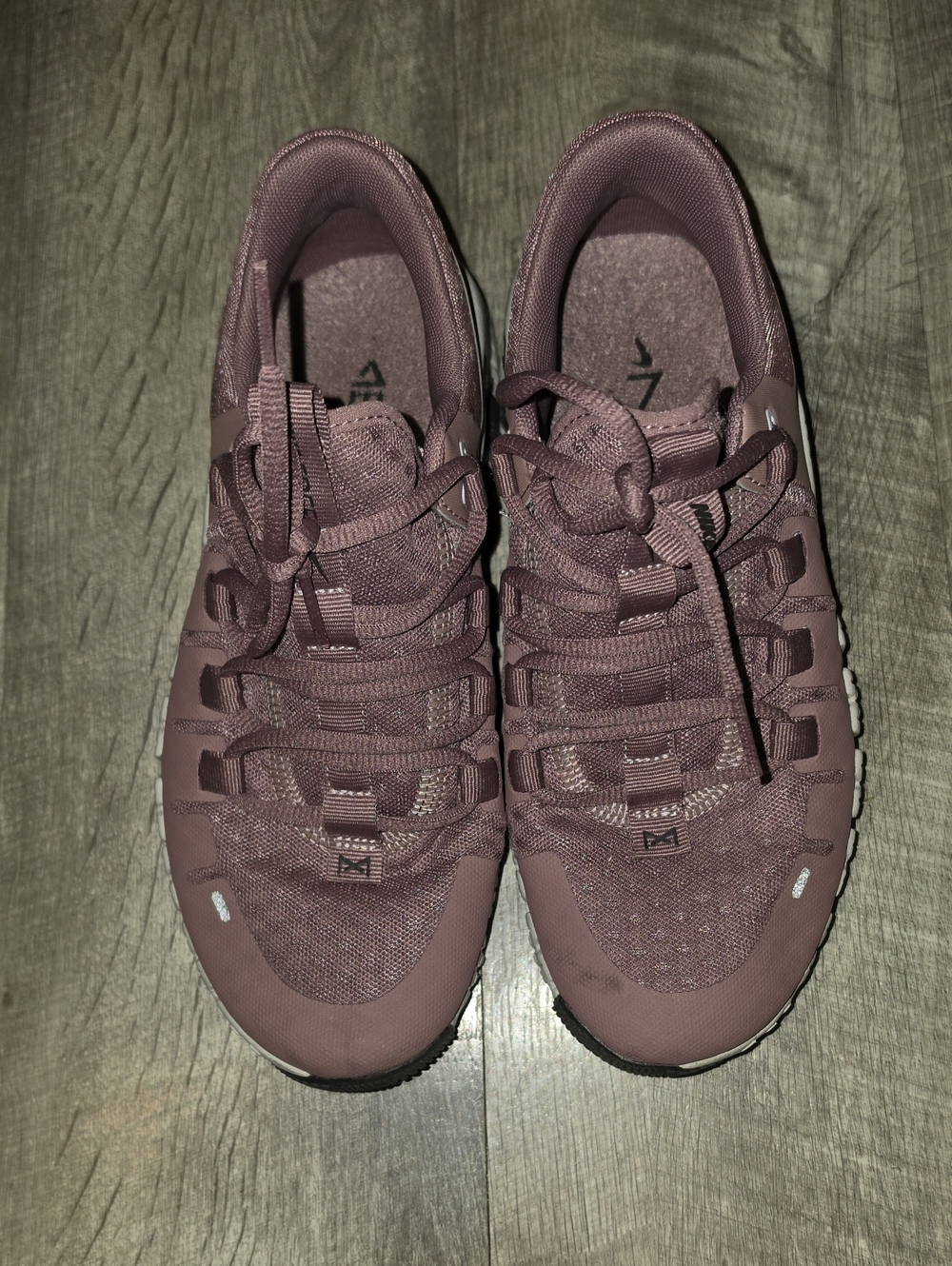 Nike Free Metcon 5 WMNS "Smokey Muave"